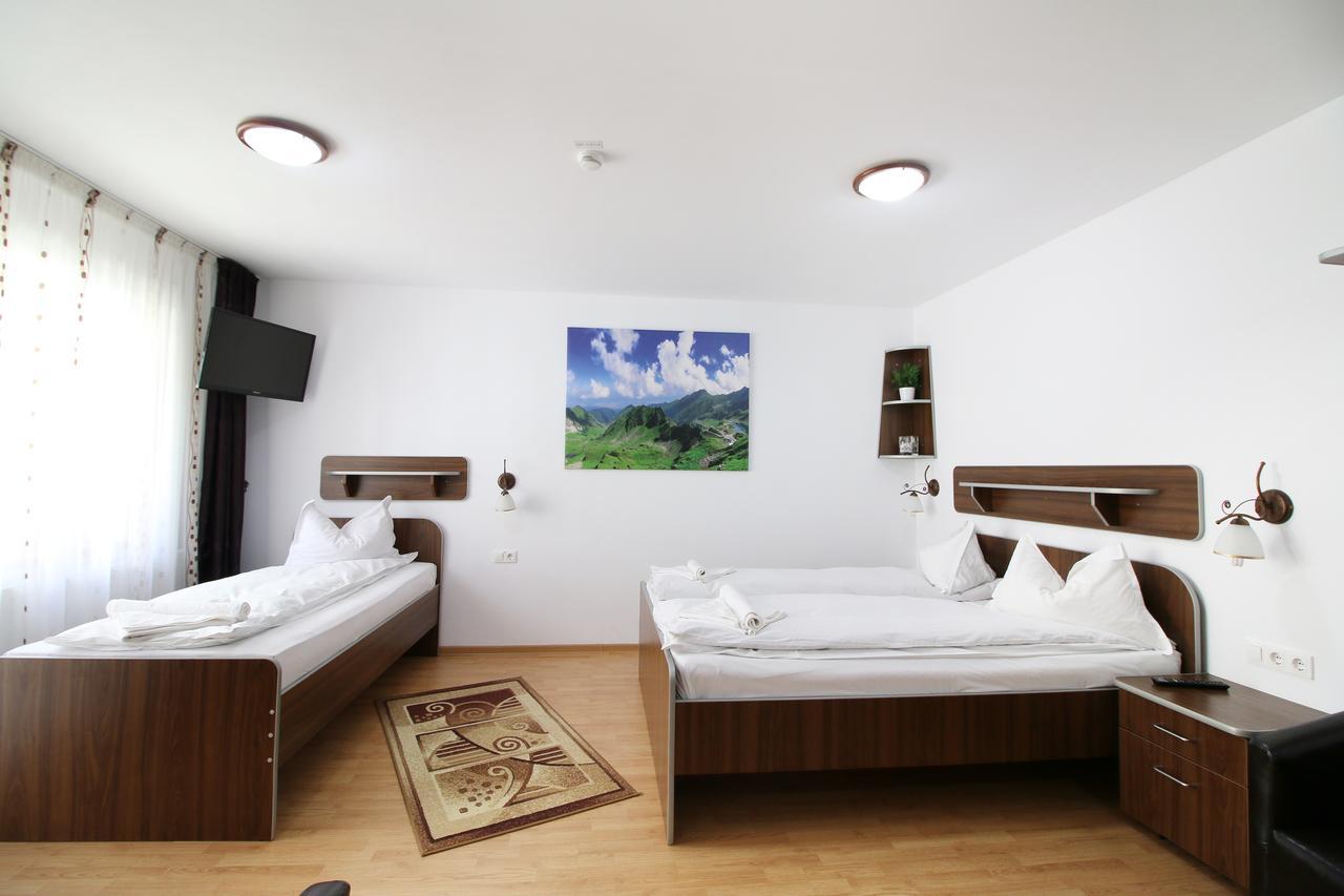 Отель Casa Micu Сибиу Экстерьер фото