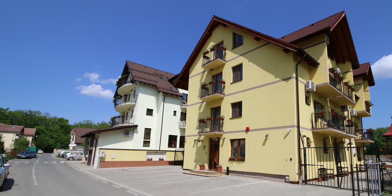 Отель Casa Micu Сибиу Экстерьер фото